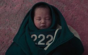 ¡NO es IA! ¿El bebé de "El juego del calamar" es REAL? esto sabemos