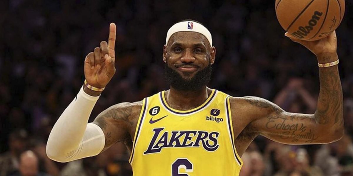 LeBron James rompe récord histórico: supera los 50,000 puntos en la NBA
